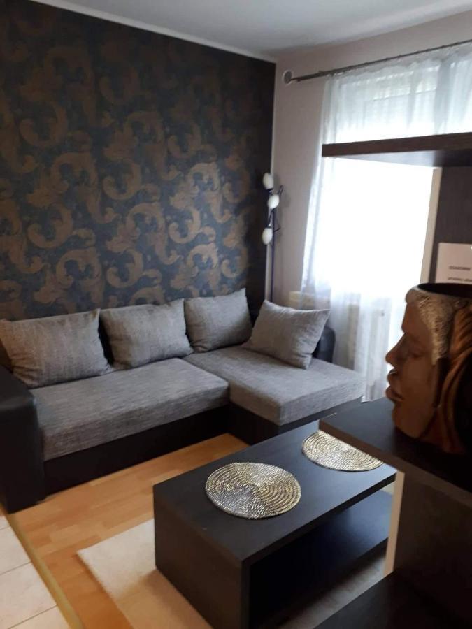 Zoeld Beka Apartmanok Koelcsey I Hajduszoboszlo Ngoại thất bức ảnh